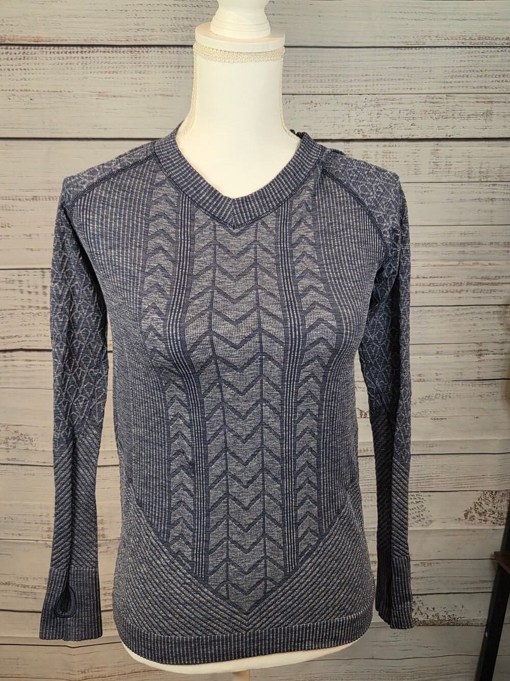 Ivivva by Lululemon Girls Size 12 Navy Heather Seamless Thumbholes Athletic Top